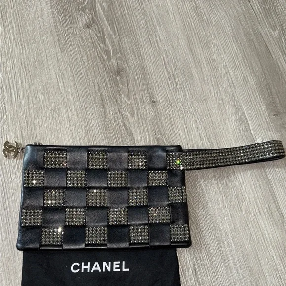 RARE CHANEL Leather Woven Strass Black Checkered Clutch Wristlet Vintage Evening - Picture 4 of 13